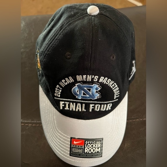 Nike 2017 NCAA Men’s Basketball Tarheels Final Four Hat - Picture 1 of 8